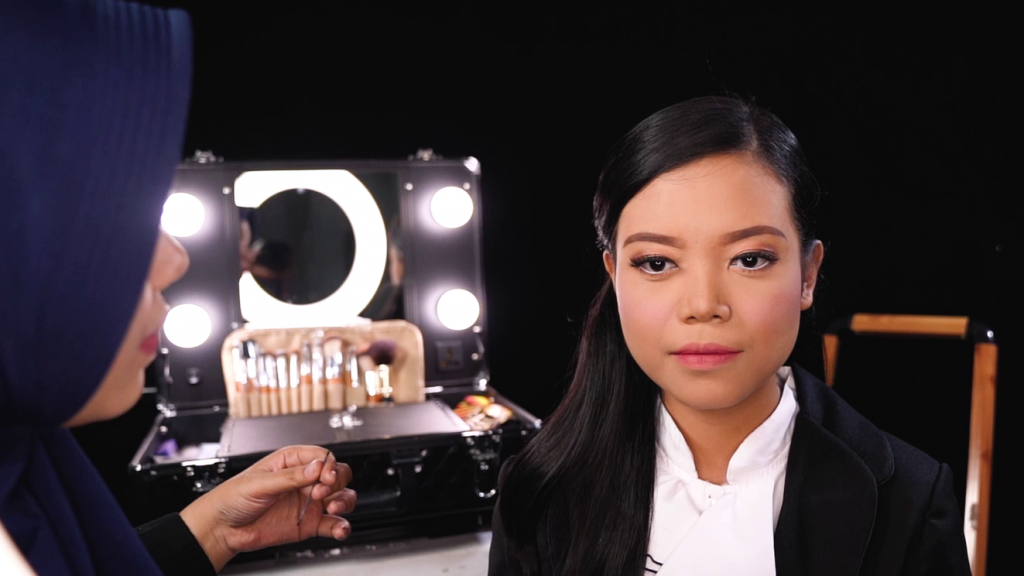 Makeup Pesta Cantik Segar